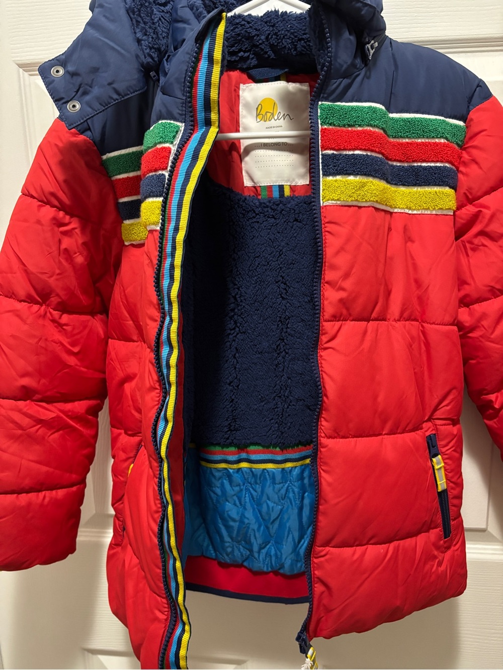 KIDS BODEN NWT red Puffer Jacket with Navy Hood and Multicolor Stripe 9-10 - Picture 2 of 4